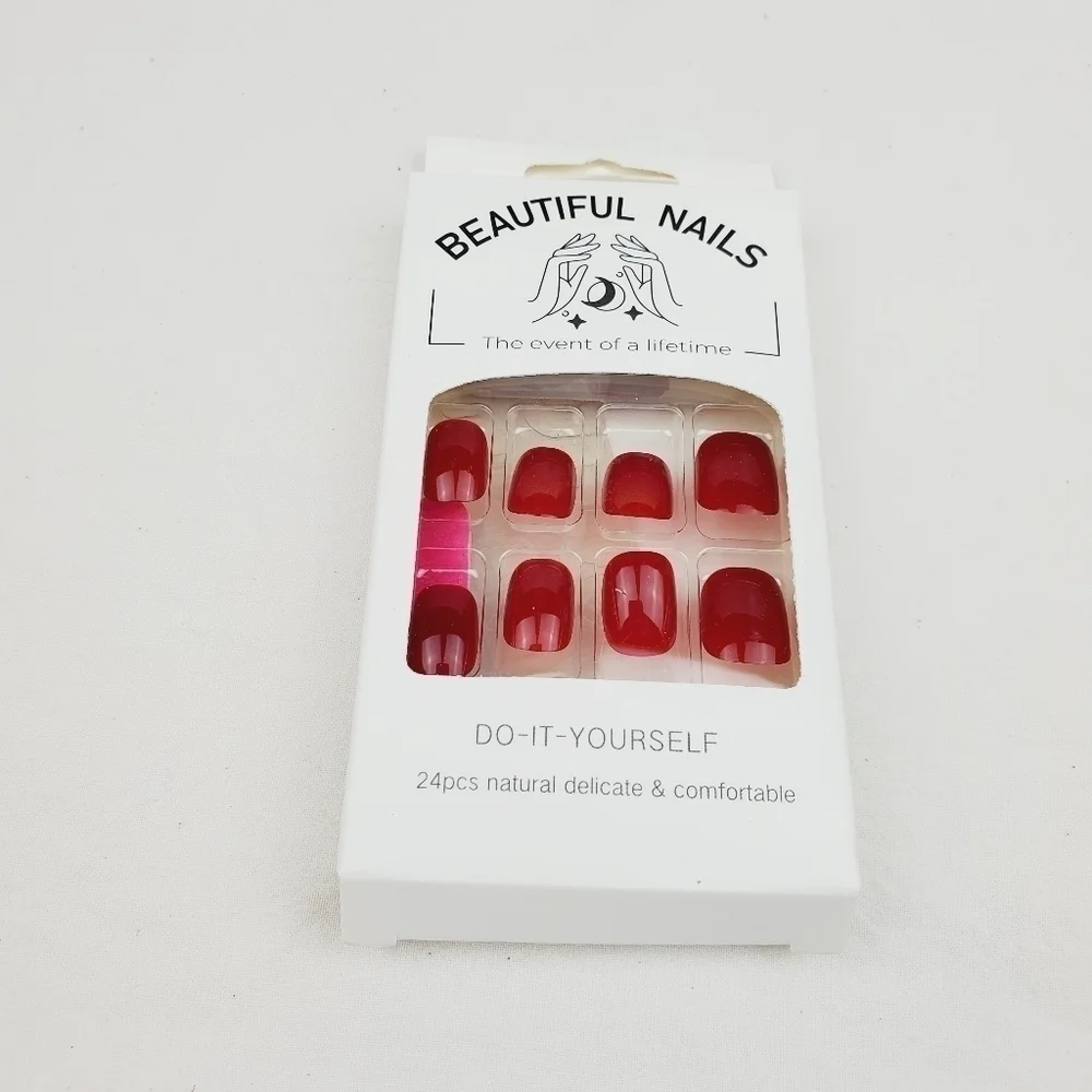 24 Pieces Fake Press On Nails
